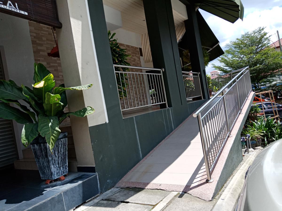 武吉赛加尔赞堡酒店 蕉赖 外观 照片